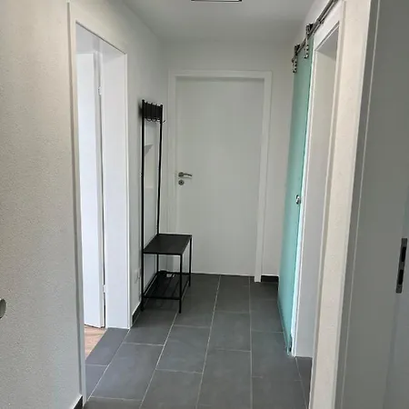 Premium 70qm 2 Kueche, Balkon, Smart Tv, Wifi Apartment