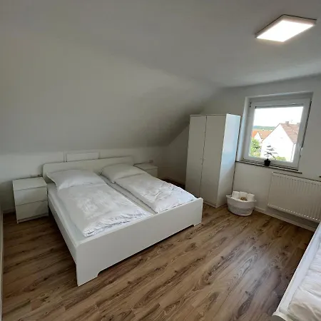 Premium 70qm 2 Kueche, Balkon, Smart Tv, Wifi Apartment *